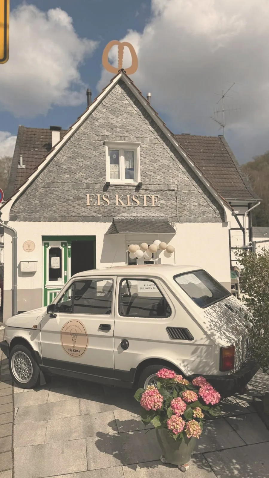 Die Eis Kiste in Solingen-Burg von außen
